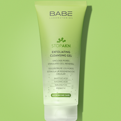 Babé Stop AKN hámlasztó tisztító gél (Exfoliating Cleansing gel)