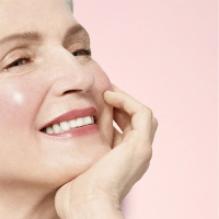 Vichy Neovadiol Rose Platinum revitalizáló és nedvességgel feltöltő éjszakai arckrém