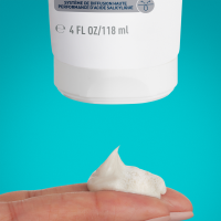 CeraVe pattanások elleni arctisztító krém agyaggal (Blemish Clay-to-Foam Cleanser)